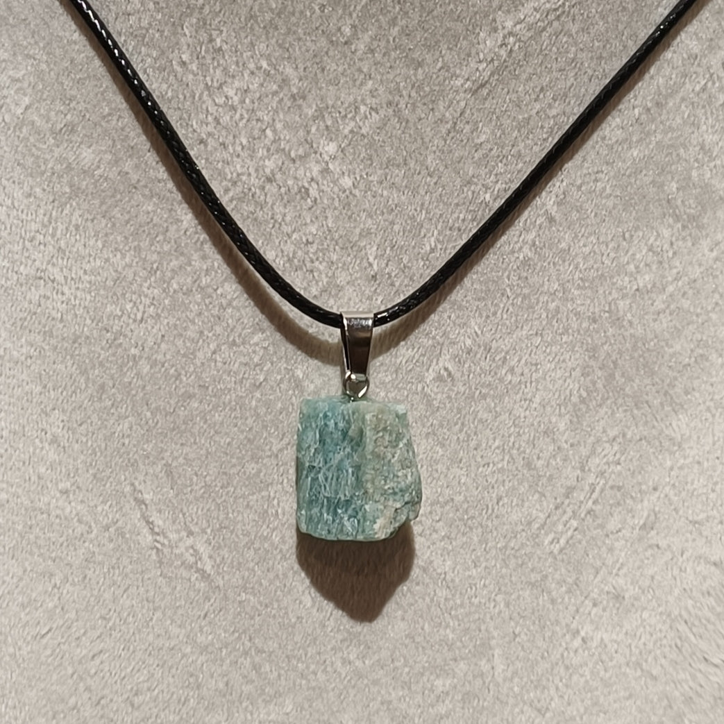 Raw Cut Necklace